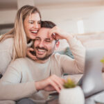 How to Read the Signs She’s Into You